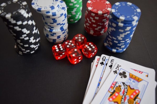 What To Look For And Why Choose An Online Casino