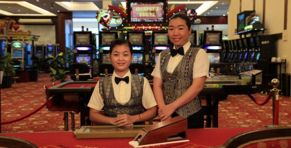 The Complete Guide To Holiday Palace Casino & Hotel