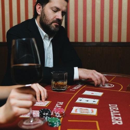 Baccarat Unveiled: A Historical Odyssey From Italy To French Aristocracy